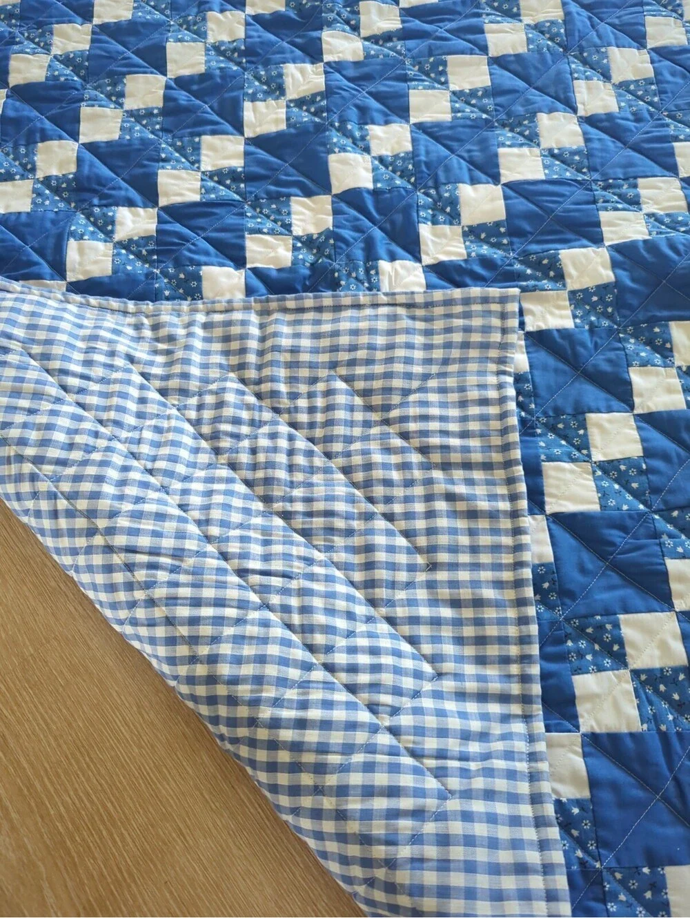 Blue and White Irish Chain patchwork FINISHED Small QUILT  Gingham Back Handmade